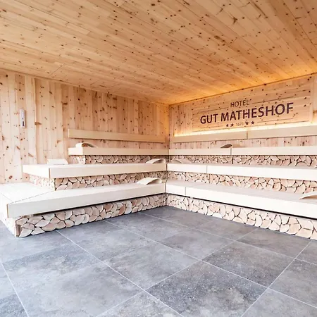 Gut Matheshof, Bw Signature Collection